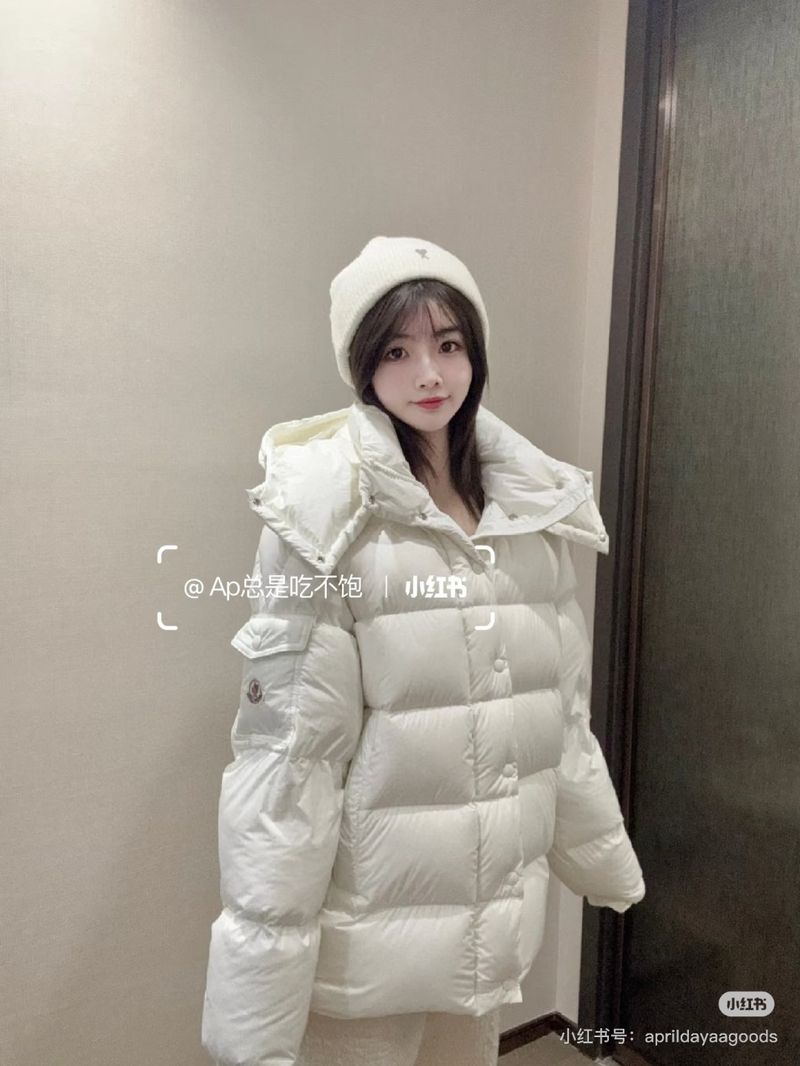 몽클레르 후드 쇼트 패딩 재킷 - 온러닝 패딩 레플리카 사이트 참고 이미지